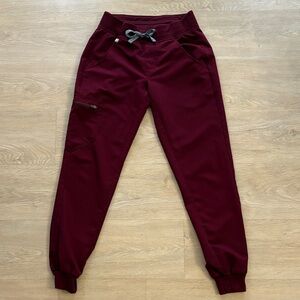 Figs Women’s Burgundy Jogger Scrub Pants